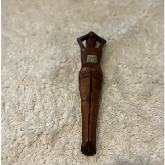 Hawaii Vintage Hand Carved Wooden Nude Woman Lady Nutcracker Folk Art Carving - Picture 11 of 15